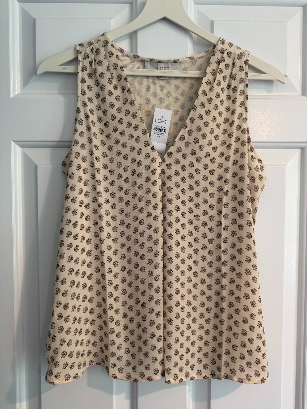 NWT LOFT Floral Sleeveless Shell Tank Blouse Cream Brown XS